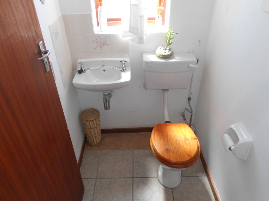 To Let 3 Bedroom Property for Rent in Fairways Western Cape